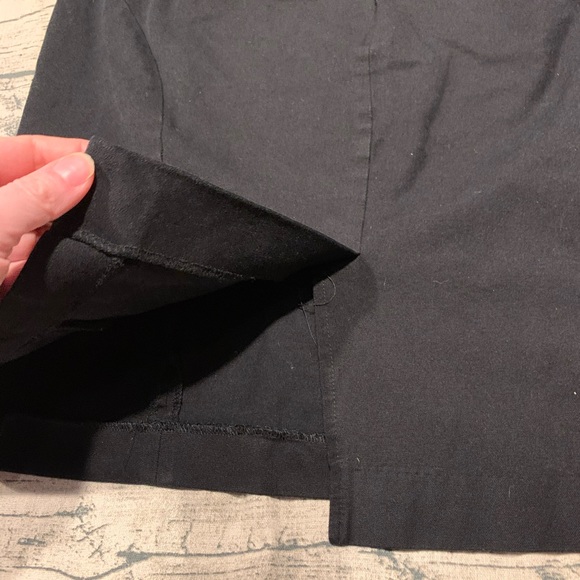 Banana Republic black skirt size 12 - Picture 5 of 5